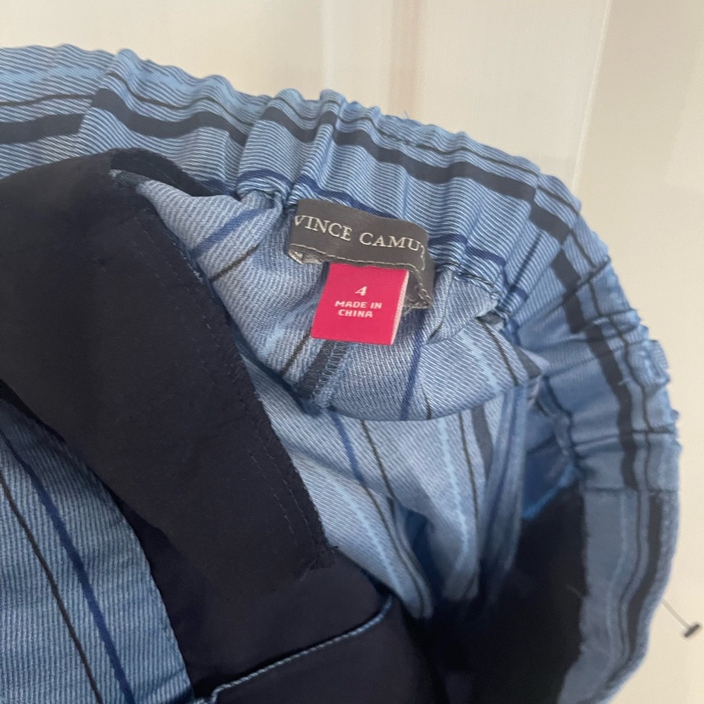 Vince Camuto Blue Striped pants